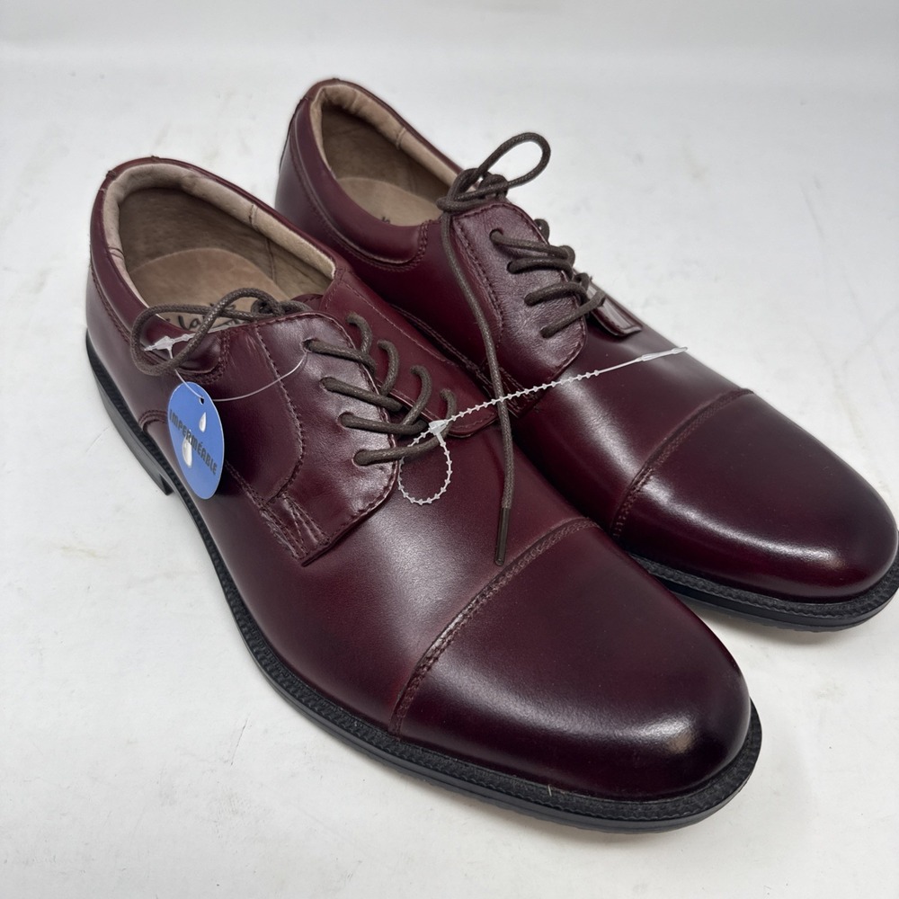 NWOB Mens 7 Clarks Mens Dress Shoes Kovit Cap Burgundy Leather Upper
